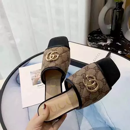 グッチ サンダル レディース