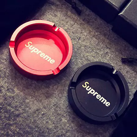 Supreme 灰皿