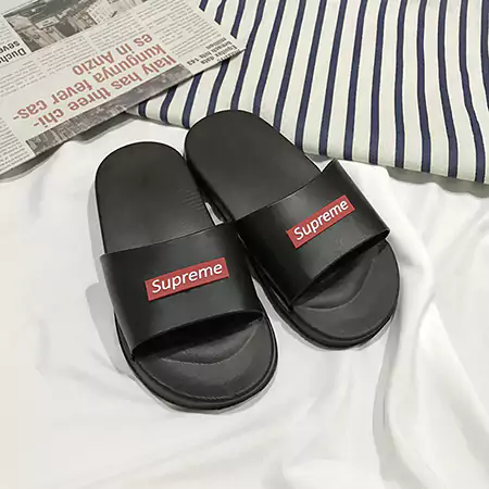 supreme サンダル 男女ペア
