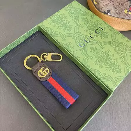 gucci キーリング