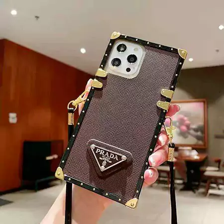 prada iphone16ケース トランク型