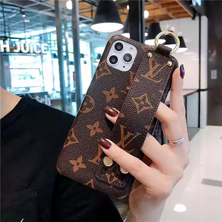 GUCCI iphone16ケースベルト