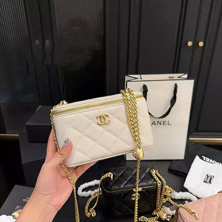 CHANEL ヴァニティバッグ