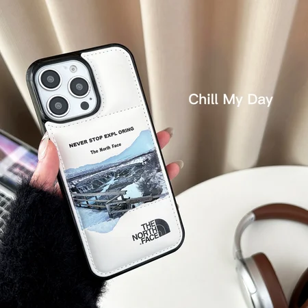 ノースフェイス ダウンジャケット風 iPhone 17 ケース