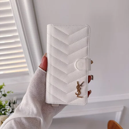 サン ローラン iphone16ケース 手帳型