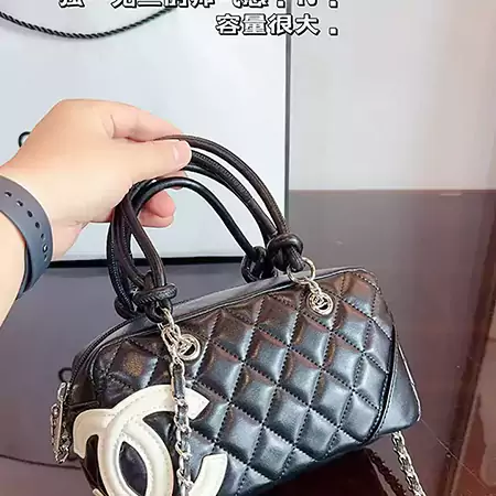 シャネル カンボンライン