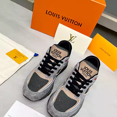 LOUIS VUITTON ランナー タティック スニーカー