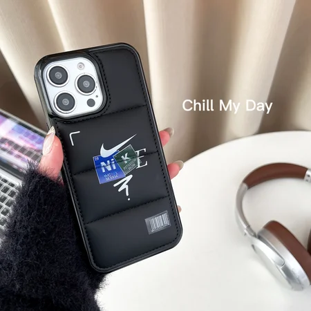 ダウンジャケットiphone 17 pro maxケース ナイキ