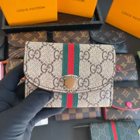 ルイヴィトン ミニ財布 レデイース