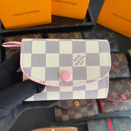 ルイヴィトン ミニ財布 レデイース