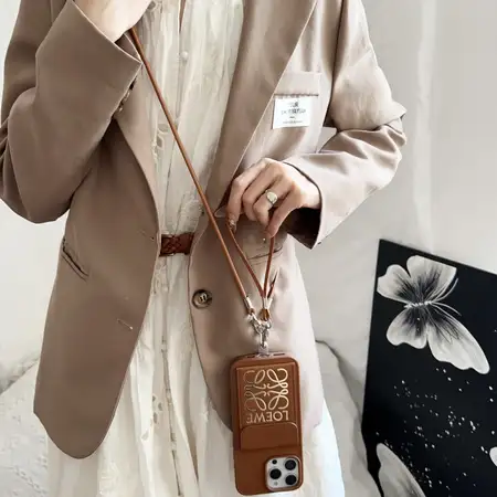 スマホショルダー iphone17ケース loewe