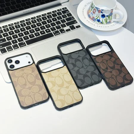 コーチ シグネチャーiphone17promax携帯ケース