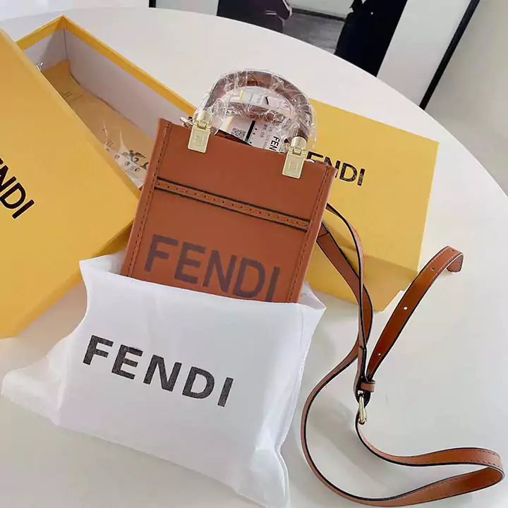 フェンディ ミニ バッグ
