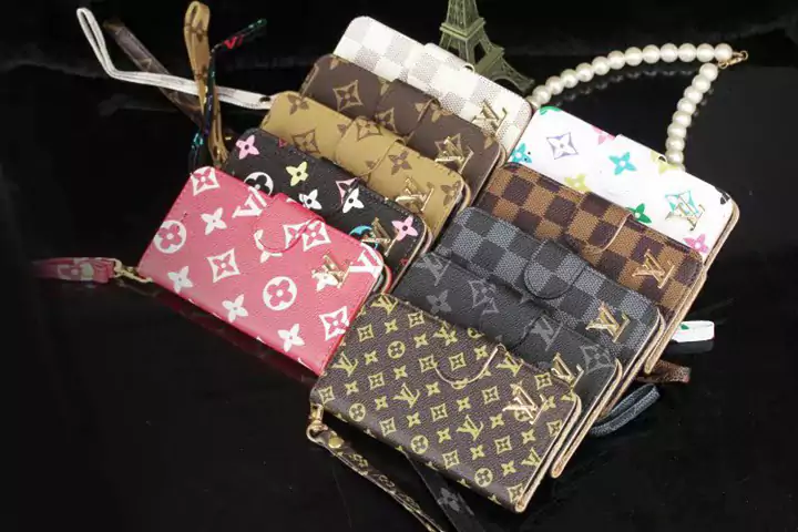 LV iphone16ブックタイプケース