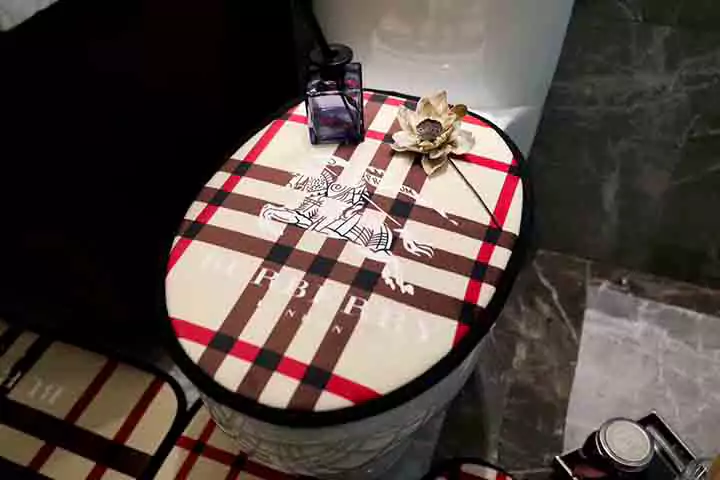 バーバリー チェック柄 トイレマット