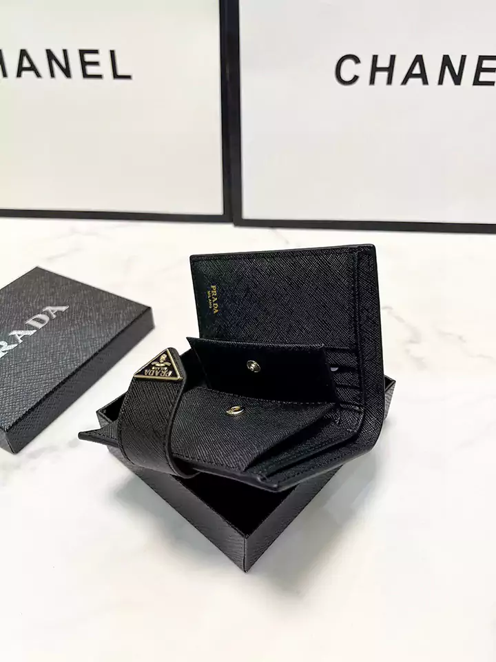 Prada ミニ財布