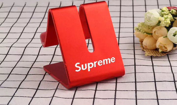 Supreme デスクスタンド