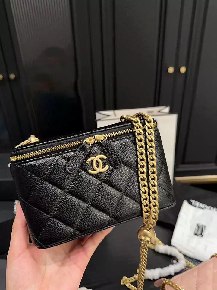 chanel バニティケース