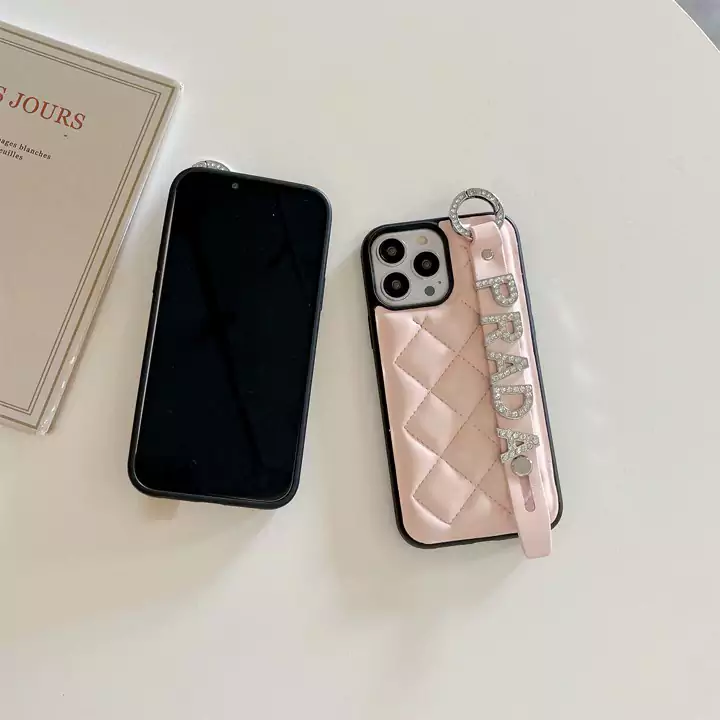 Prada iphone15 pro ケース レディース