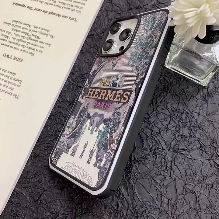 hermes iphone16 plus保護ケース森の中