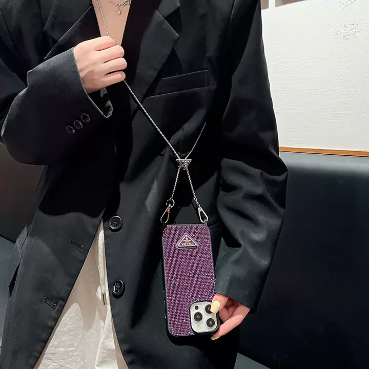 PRADA iphone16スマホケース キラキラ 大人 可愛い