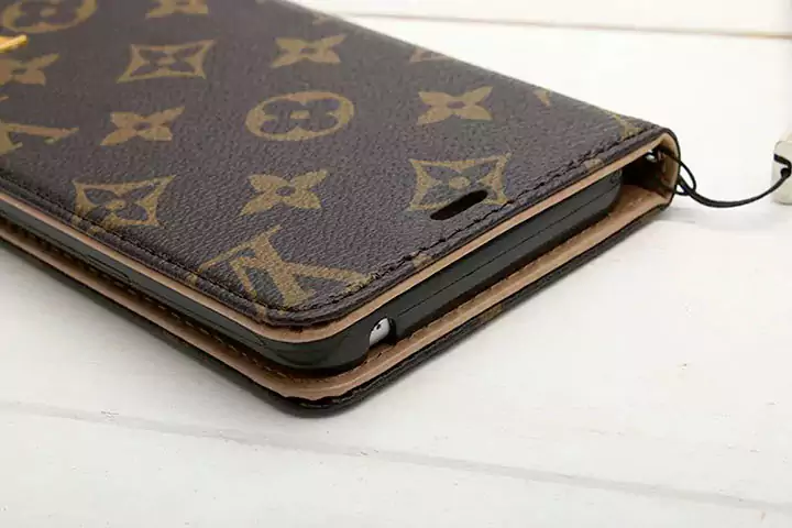 gucci iphone16 スマホケース 大人 おしゃれ