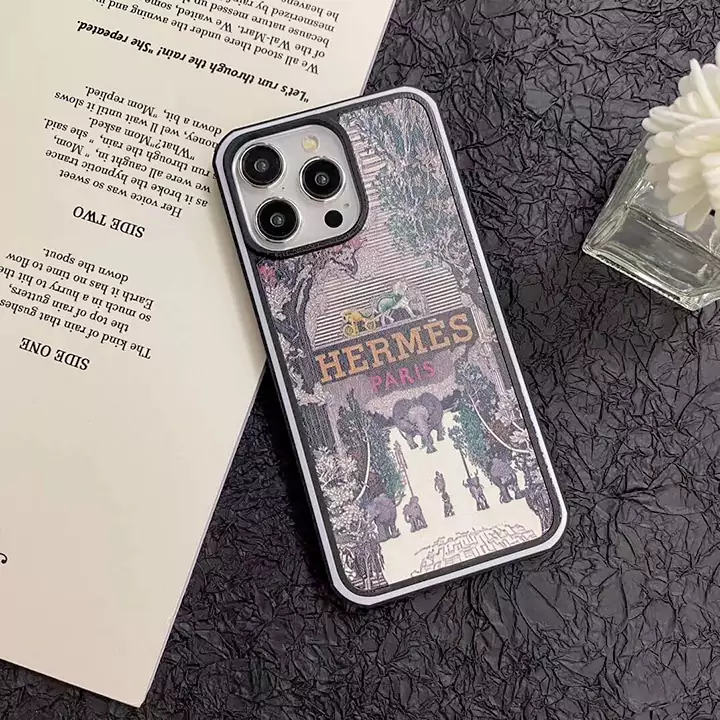 hermes iphone16 plus保護ケース森の中