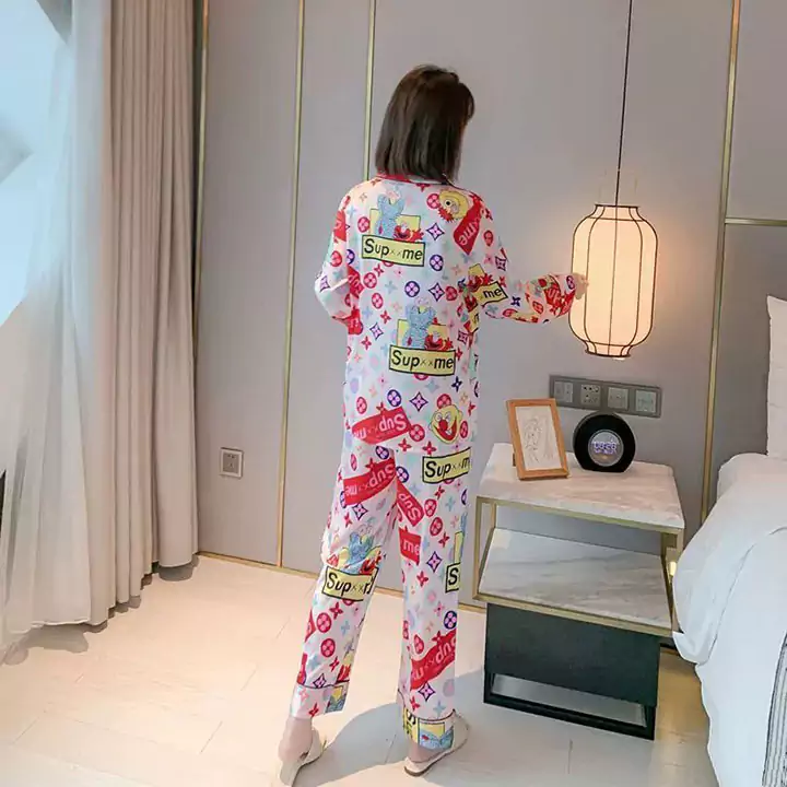 ハイブランド パジャマ 上下セット