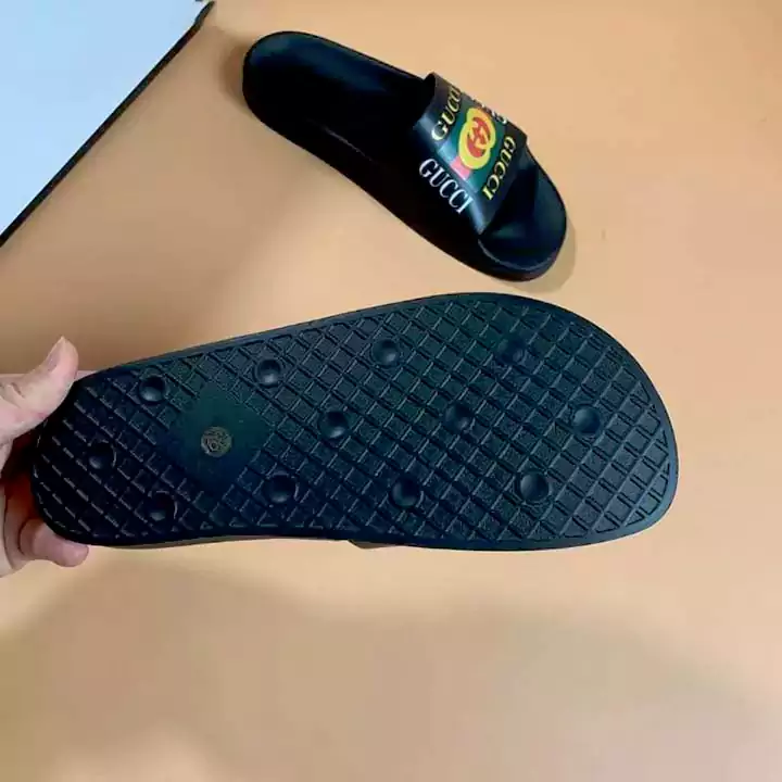 グッチ メンズサンダル 