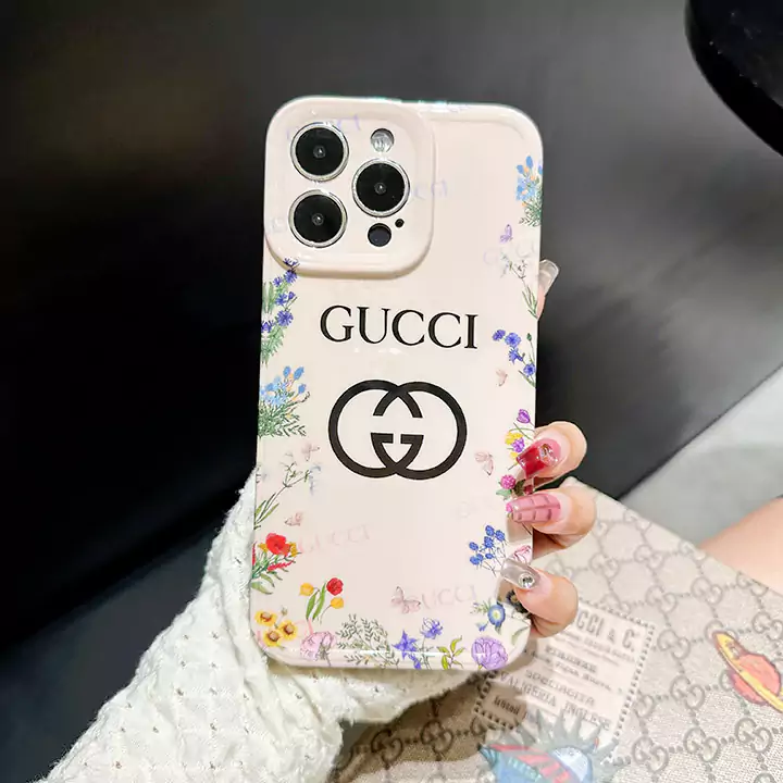  Gucci iphone15 スマホケース 女性が愛用する