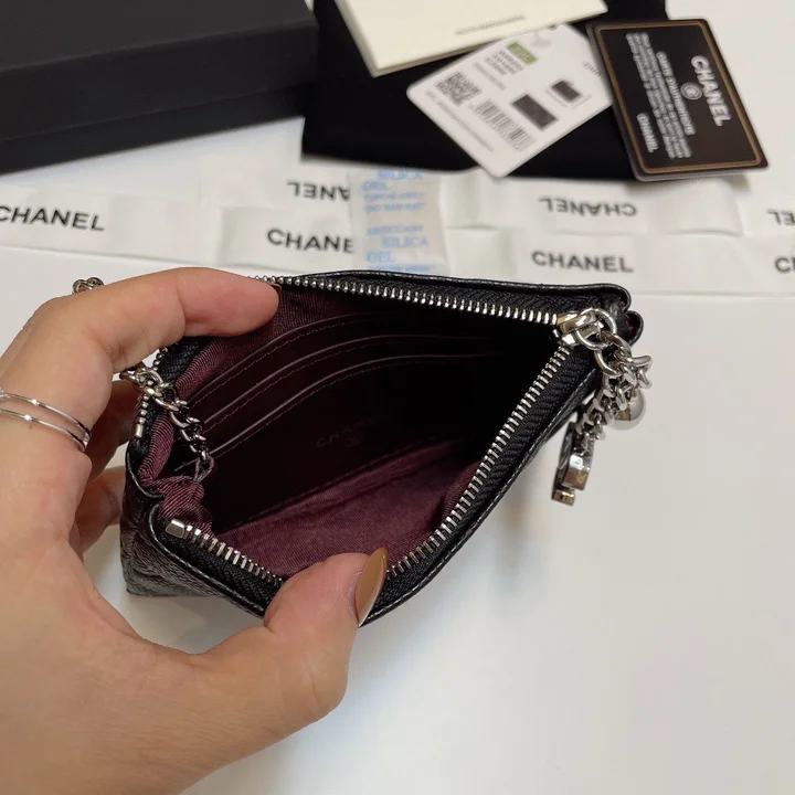 chanel キャビアスキン 小銭入れ