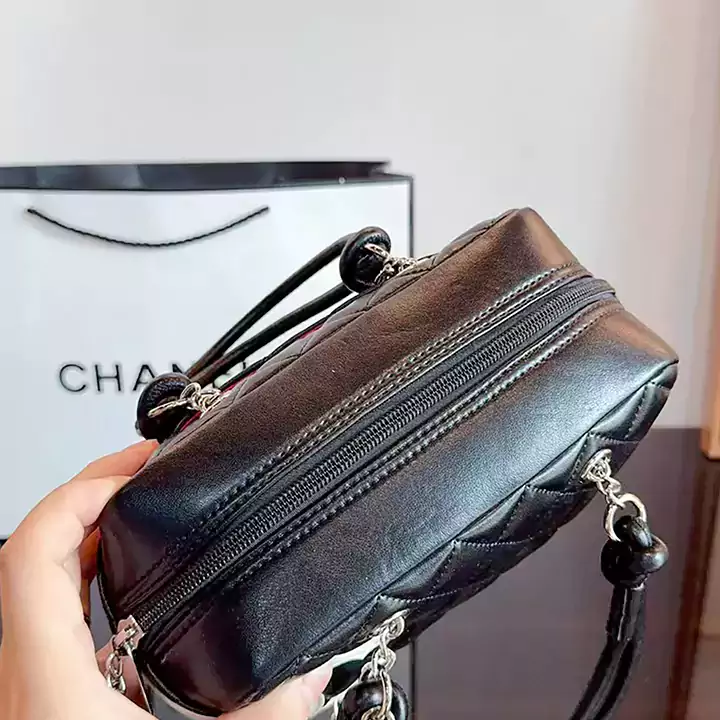 シャネル チェーンショルダーバッグ