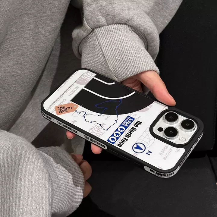 The North Face iphone 17 pro携帯ケース 高校生 人気
