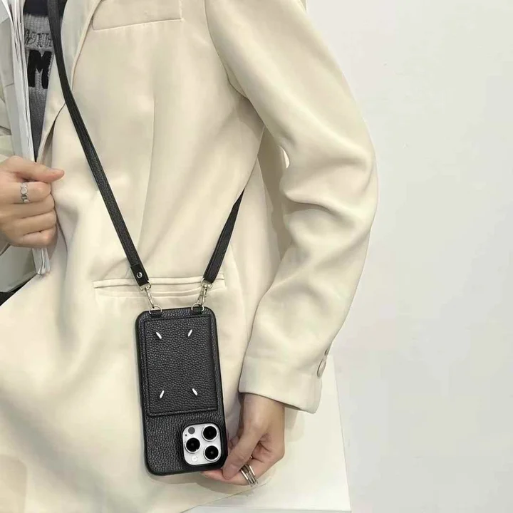 メゾン マルジェラ iphone16ケース 斜 めがけ