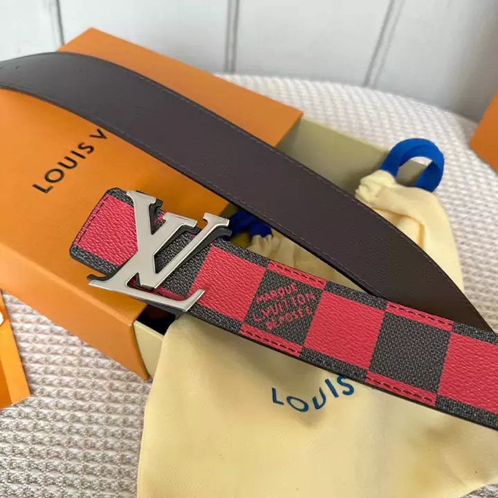 Vuitton レザーベルト