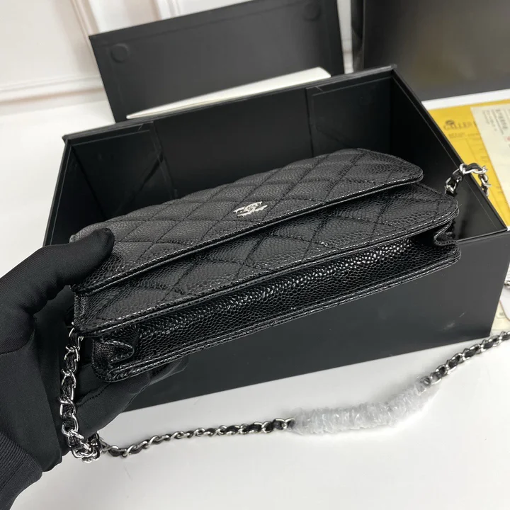 シャネル バッグ 斜め掛け