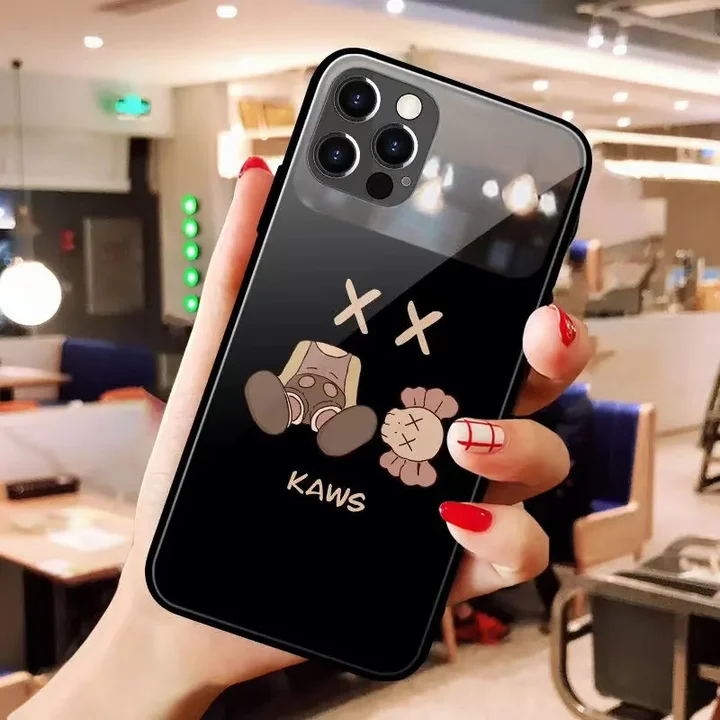 kaws iphone16ケース おしゃれ