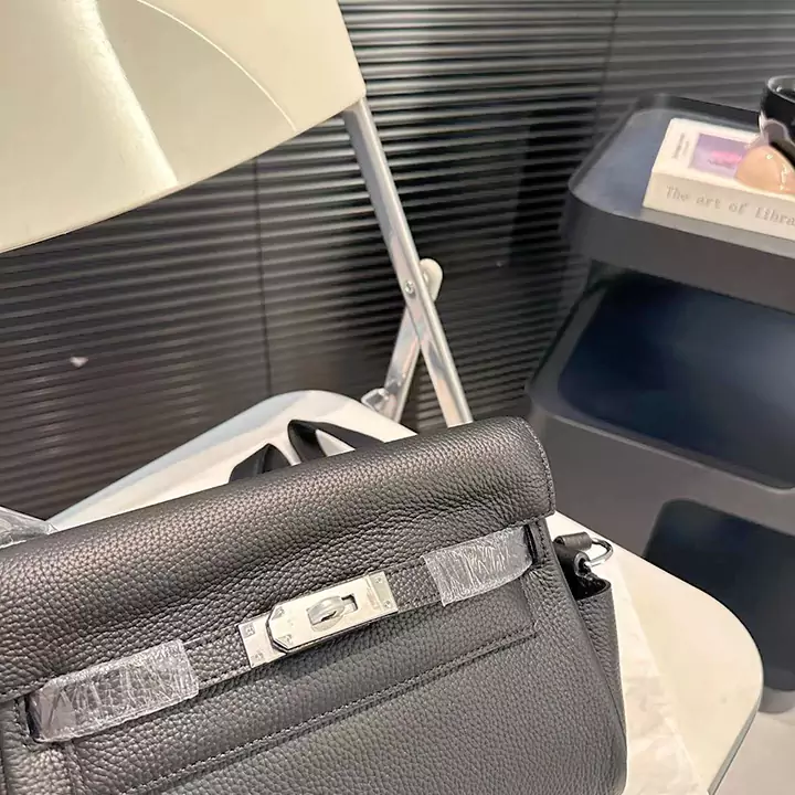 レディース カバン ハイ ブランド