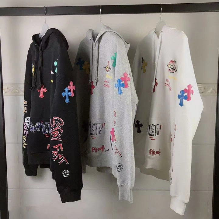 クロームハーツ パーカー レディース 可愛い