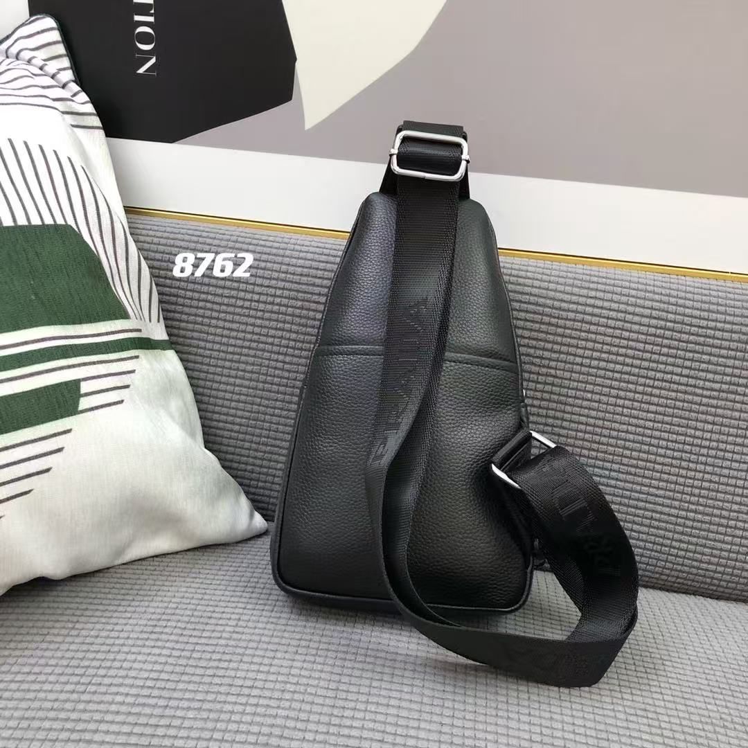 プラダ レザーバッグ