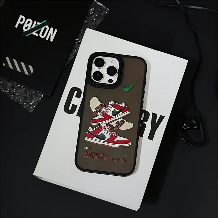 オフホワイト iphone 17proケース つや消し