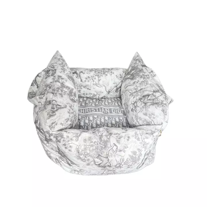 ディオール 犬ベッド