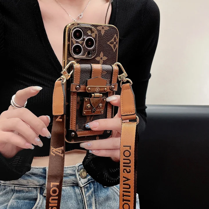 LOUIS VUITTON  iphone16 proケース ロックボタン