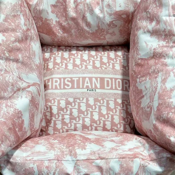 ディオール 犬用ベッド 洗える