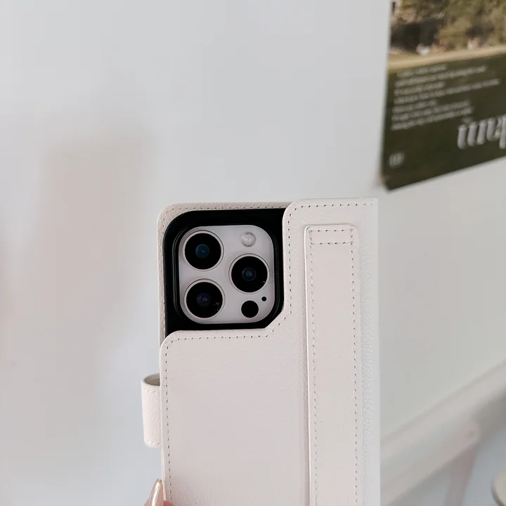 サン ローラン iphone16ケース 手帳型 レデイース
