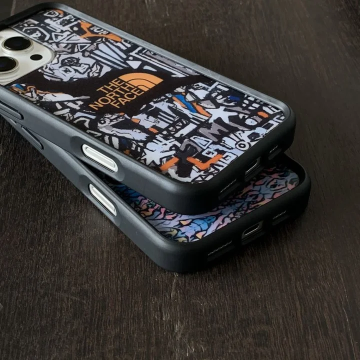 ノースフェイス iphone 17 proカバー 滑り止め