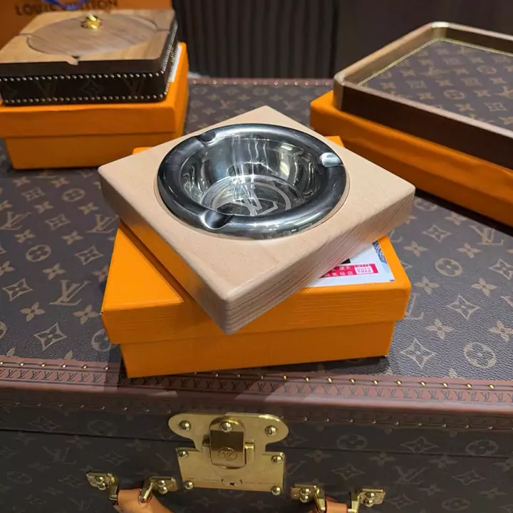 ルイヴィトン  喫煙具
