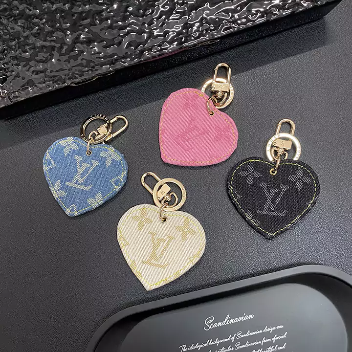 VUITTON ラブロックハート キーホルダー