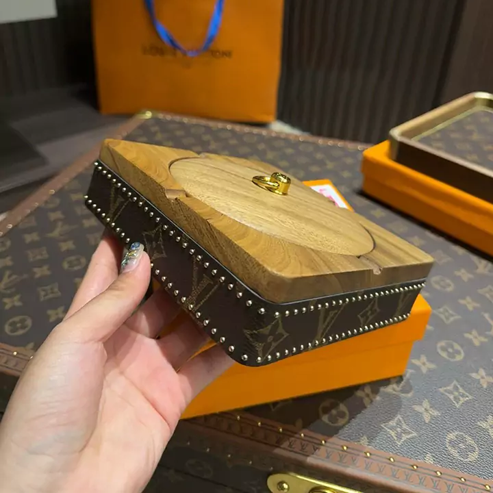喫煙具 LV