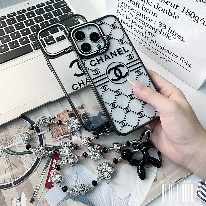 chanel iphone 17 proケース ストラップホール